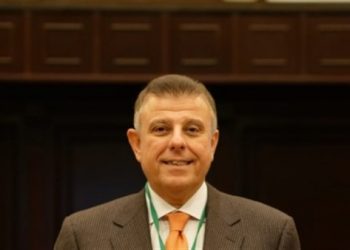 رئيس جامعة عين شمس: مكافأة 700 جنيه للعاملين بمناسبة بدء العام الدراسي