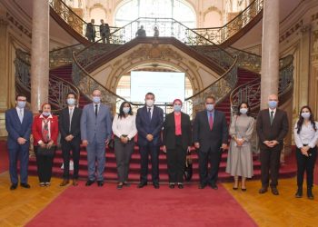 المتينى يستقبل الطلاب الحاصلين على منحة مؤسسة ساويرس للدراسة بأمريكا