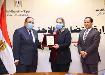 لدعم الطلاب الغير قادرين…إنشاء وحدة للتضامن الإجتماعى بجامعة حلوان