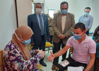 جامعة بنها: 15 عيادة تستقبل الطلاب الجدد لتوقيع الكشف الطبي