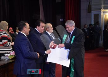 صورة إرشيفية- تكريم الحاصلين على جوائز الدولة 2018