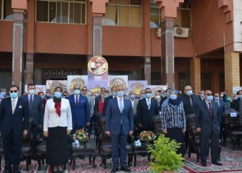 جامعة الزقازيق تبدأ العام الدراسي الجديد بالسلام الجمهوري وطابور العرض