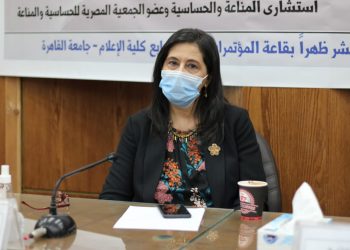 عميدة إعلام القاهرة: حماية أنفسنا تبدأ باتباع الإجراءات الاحترازية وتحمل المسئولية