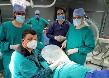 فريق طبي بـ طنطا التعليمي ينجح في إنقاذ مريض من بتر ساقه المصابة بالغرغرينا