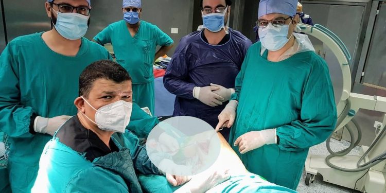 فريق طبي بـ طنطا التعليمي ينجح في إنقاذ مريض من بتر ساقه المصابة بالغرغرينا
