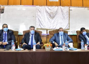 جامعة بني سويف: 6 مليون جنيه لتوصيل كابلات الإنترنت لكليات مجمع 330 فدان