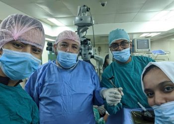 مستشفي سوهاج الجامعي تنجح في استخراج "فرامل دراجة" من عين طفل وتحميه من فقدان البصر