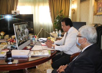 وزير التعليم العالى يطالب العلماء المصريين بالجامعات اليابانية بالمشاركة فى تطوير المناهج