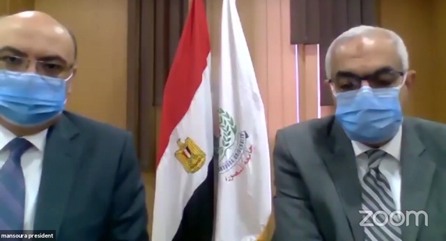 لقاء مفتوح بين رئيس جامعة المنصورة والطلاب الجدد