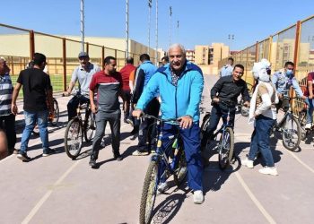 رئيس جامعة السادات