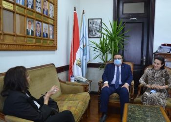 جامعة الإسكندرية تستقبل وفد جامعة أوشن الأمريكية