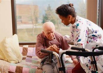 ورشة عمل عن الرعاية الإجتماعية لكبار السن بأكاديمية البحث العلمى