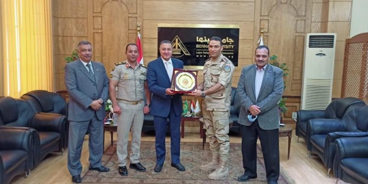 جامعة بنها تبحث سبل التعاون مع قوات الدفاع الشعبي