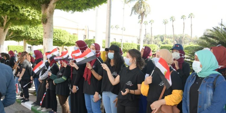 التعليم العالي في 24 ساعة.. رسميًا الجامعات الأهلية تطلق صافرة بدء الدراسة والحكومية تواصل استقبال الطلاب بالأنشطة وسط الإجراءات الاحترازية