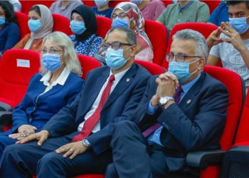 الجامعة المصرية اليابانية تختتم الأسبوع التعريفي لطلابها الجدد