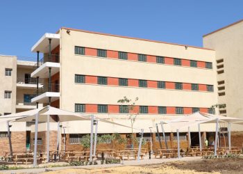 .أول مطعم مفتوح على أحدث طراز عالمي في جامعة عين شمس