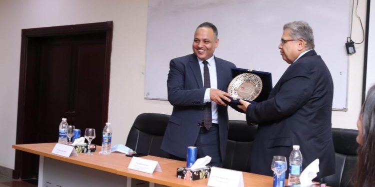 إفتتاح مركز البحوث المبتكرة وريادة الأعمال بالجامعة المصرية الصينية