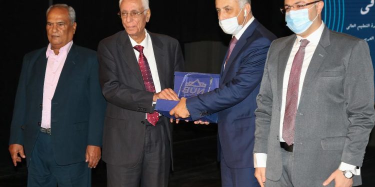 جامعة النهضة تختار الدكتور حسام موافى رئيسا شرفيا وتكرم الأوائل