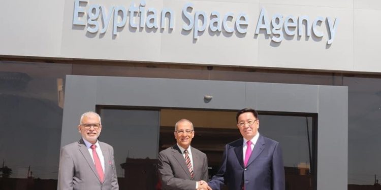 وكالة الفاء المصرية تستقبل سفير كازاخستان