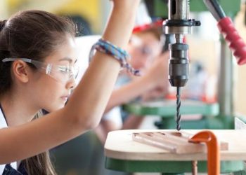 هندسة المطرية تعلن شروط الالتحاق بالبرامج الجديدة