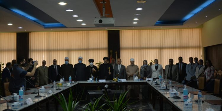 جامعة الزقازيق توقع بروتوكول تعاون مع بيت العائلة المصرية