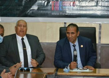 رئيس جامعة أسوان: نعمل علي التحول الرقمي بجعلها جامعة ذكية