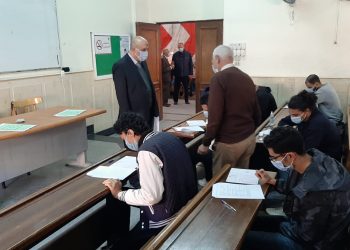 بدء امتحانات "الميدتيرم" بـ"تجارة عين شمس"