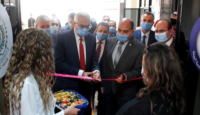 جامعة المنصورة تفتتح معرضها الدائم للملابس