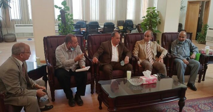 رئيس جامعة الزقازيق: تخصيص أماكن لعيادات التأمين الصحي بالمستشفيات
