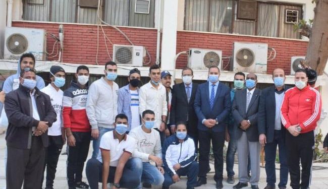 "صيدلة سوهاج" تنظم اليوم الرياضي الأول  لطلابها