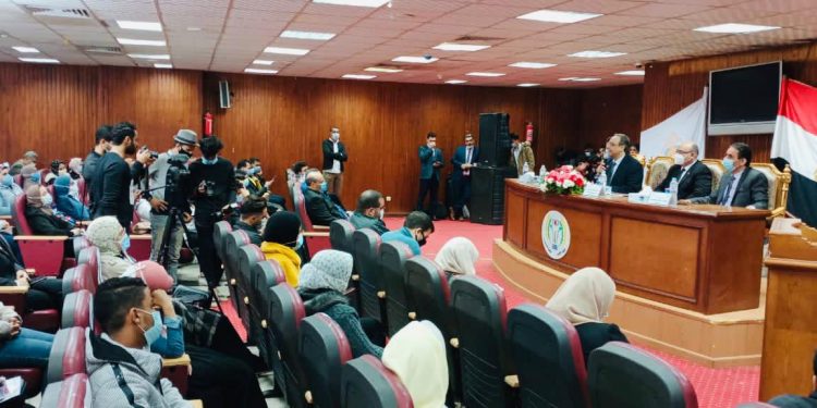 رئيس محكمة الاستئناف يُطالب تدريس الثقافة القانونية بالجامعات