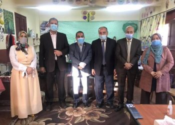 الساحل التعليمية: تحديث ملفات الجودة للمدارس وتحديد المؤهل للاعتماد "صور"