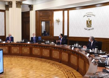 رئيس الوزراء يوجه بسرعة إنهاء وتسليم ٦ مدارس جديدة من مدارس النيل