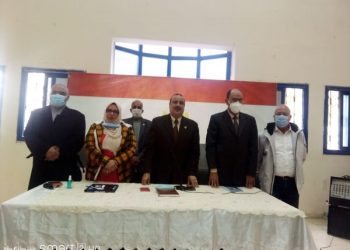 تفاصيل أول اجتماع لوكيل تعليم مطروح بعد توليه المنصب "صور"