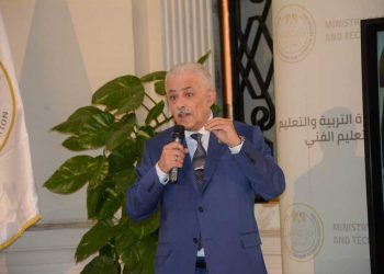 وزير التعليم: هذه قيمة الاشتراك السنوي للمنصات التعليمة.. والناس "بياخدو وش القفص" 