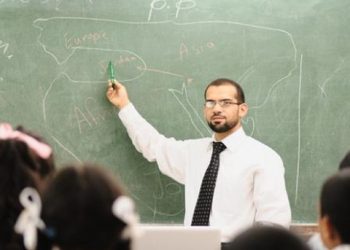 بيان بالنسب المتوسطة لرواتب المعلمين الجديدة