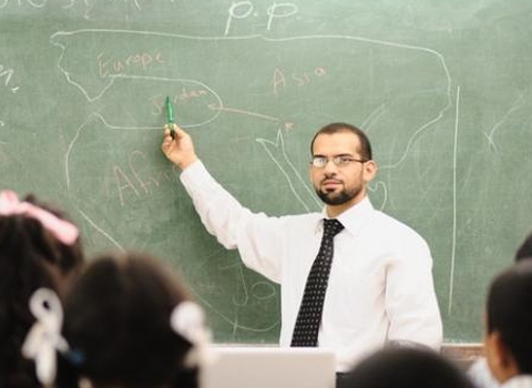 بيان بالنسب المتوسطة لرواتب المعلمين الجديدة