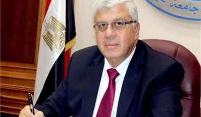 نائب وزير التعليم العالى يستعرض المشروع القومى لضبط العمران