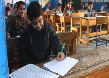 بعد تصريحات الوزير "أمهات مصر"  خففوا المناهج "مش عايزين عيالنا ينجحوا من غير امتحان"