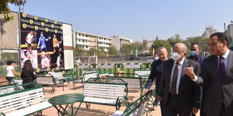 جامعة أسيوط تفتتح النادي الاجتماعي وصالات الأنشطة الطلابية بعد تطويرها