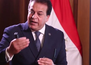 عبدالغفار ينتصر للطلاب ويقضي على المحسوبية والسماسرة ويقر نظام تنسيق