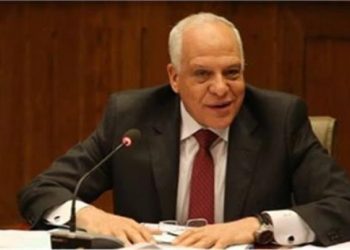 محافظ الجيزة… تعليق الدراسة غداً بجميع المدارس الحكومية والخاصة والمعاهد الازهرية