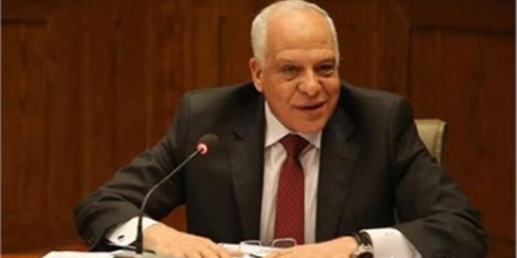 محافظ الجيزة… تعليق الدراسة غداً بجميع المدارس الحكومية والخاصة والمعاهد الازهرية