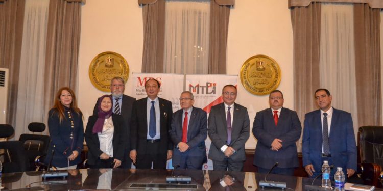 تفاصيل إنشاء أول مدرسة للتكنولوجيا الحيوية فى الشرق الأوسط