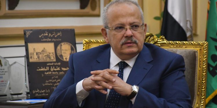 “الخشت” فيلسوف في محراب التنوير.. وحامل لواء تجديد الخطاب الديني