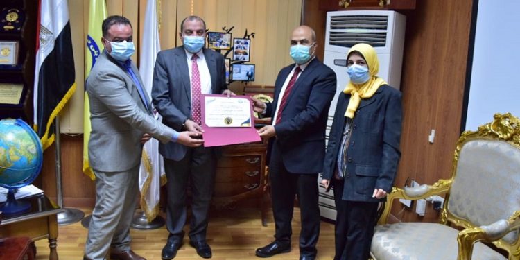  الأعلى للجامعات يعتمد مركز تدريب جامعة بنى سويف