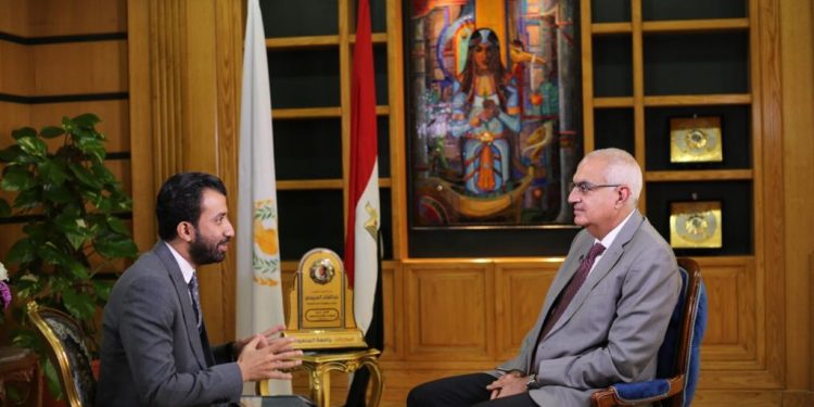 رئيس جامعة المنصورة: جائحة كورونا فرضت ظروفًا استثتنائية.. وبالدليل نتواجد  في أكبر التصنيفات الدولية