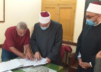 وكيل الأزهر يتفقد معاهد محافظتي الدقهلية والغربية ويشدد على ضرورة الأخذ بالإجراءات الاحترازية
