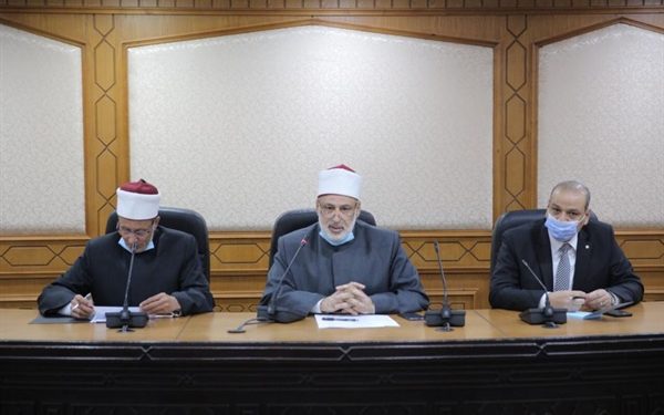 وكيل الأزهر يجتمع برؤساء المناطق لمناقشة خطة تطوير التعليم قبل الجامعي
