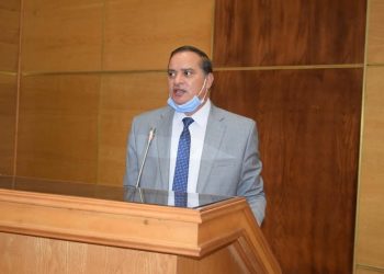 آداب سوهاج تنظم ندوة تثقيفية عن التحول الرقمي